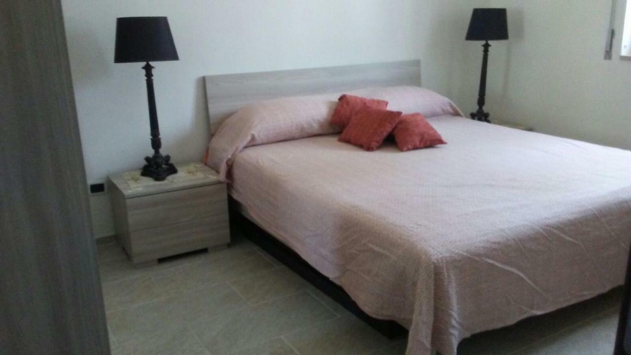 Villa Cohiba - 700M Dal Mare Pulsano Luaran gambar